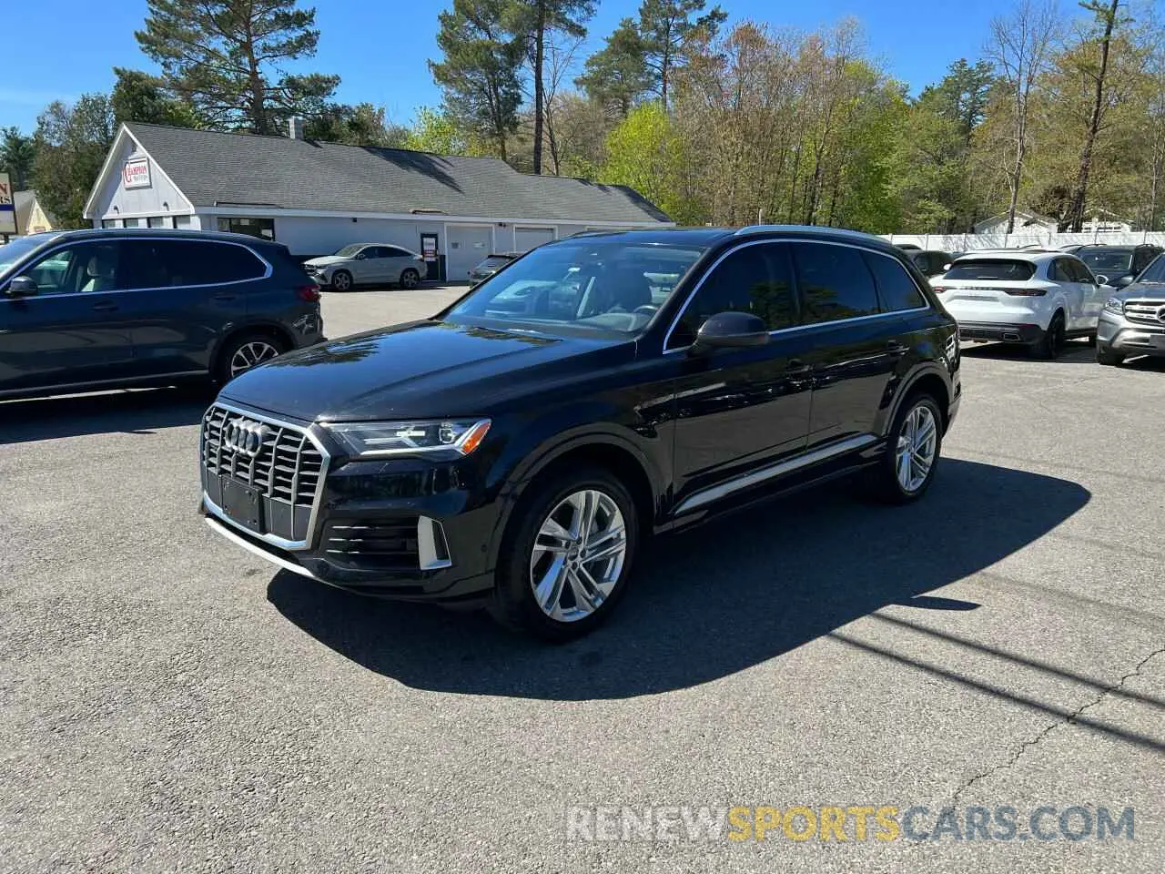 1 Photograph of a damaged car WA1LXAF77LD006064 AUDI Q7 2020
