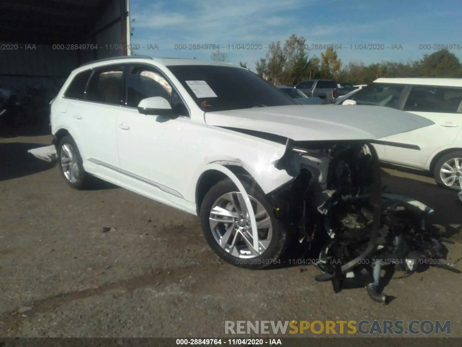 1 Photograph of a damaged car WA1LXAF79LD006132 AUDI Q7 2020