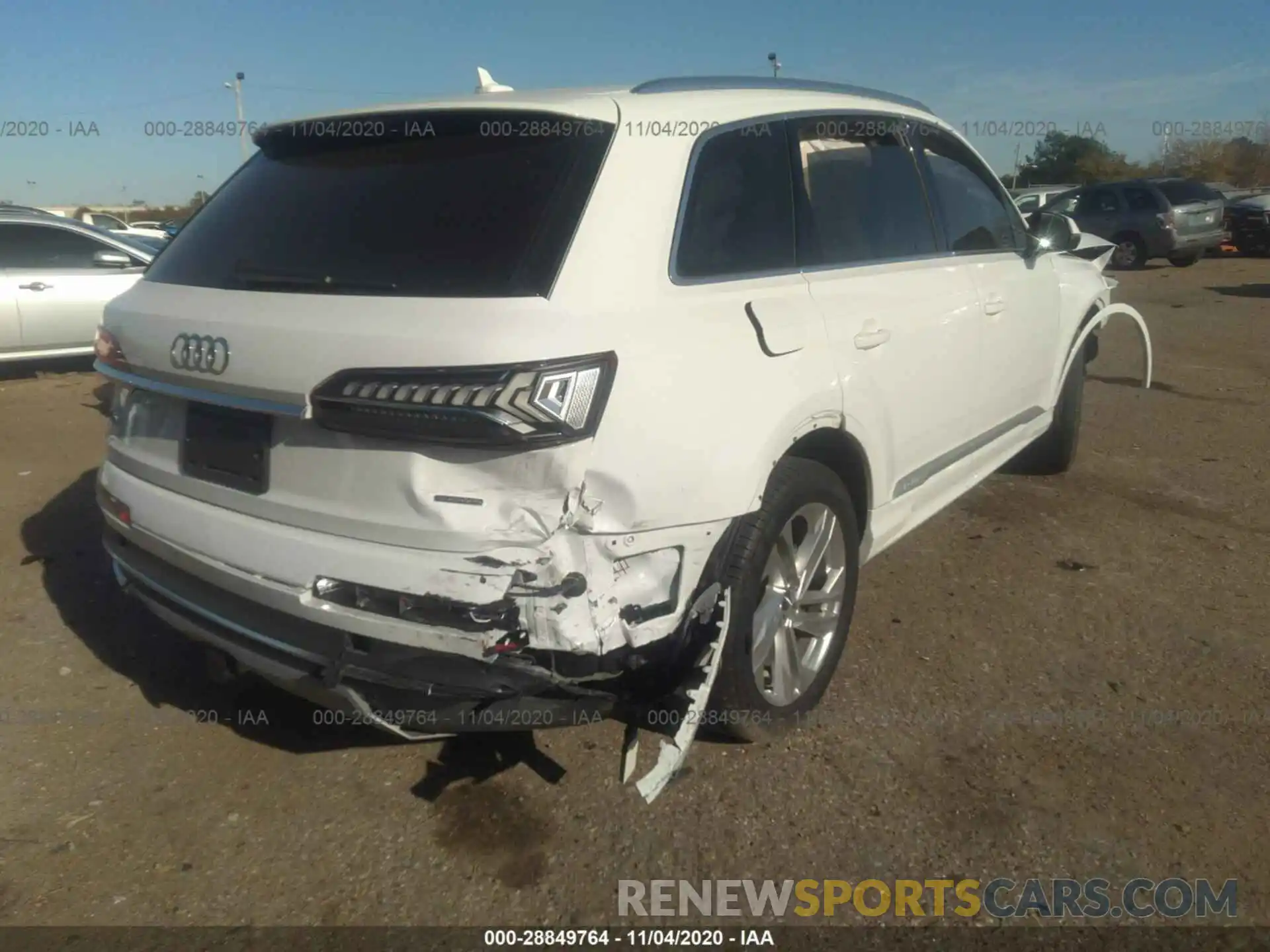 4 Photograph of a damaged car WA1LXAF79LD006132 AUDI Q7 2020