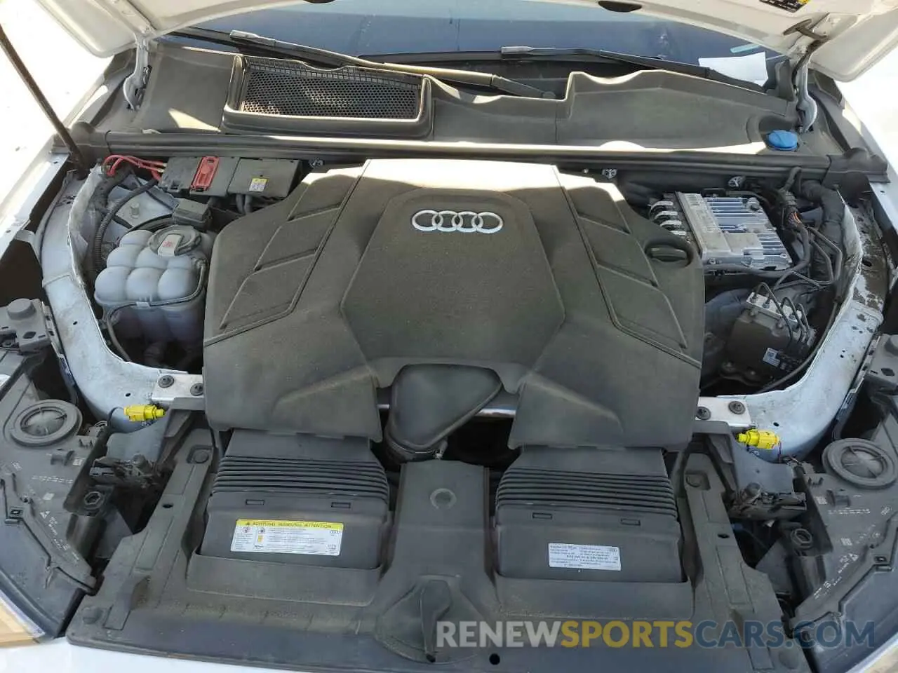 12 Photograph of a damaged car WA1LXAF7XLD000906 AUDI Q7 2020