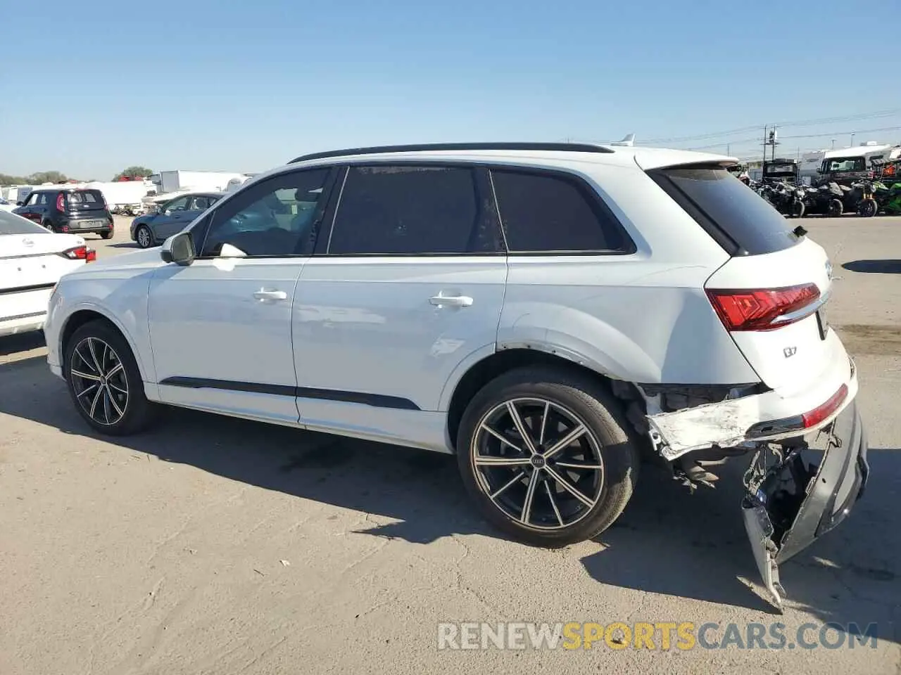 2 Photograph of a damaged car WA1LXAF7XLD000906 AUDI Q7 2020