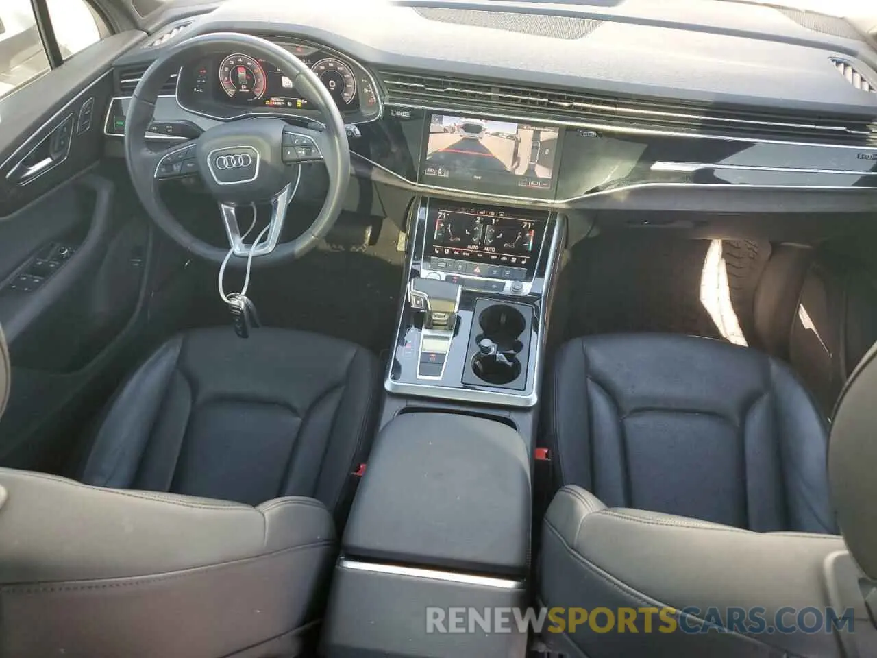 8 Photograph of a damaged car WA1LXAF7XLD000906 AUDI Q7 2020
