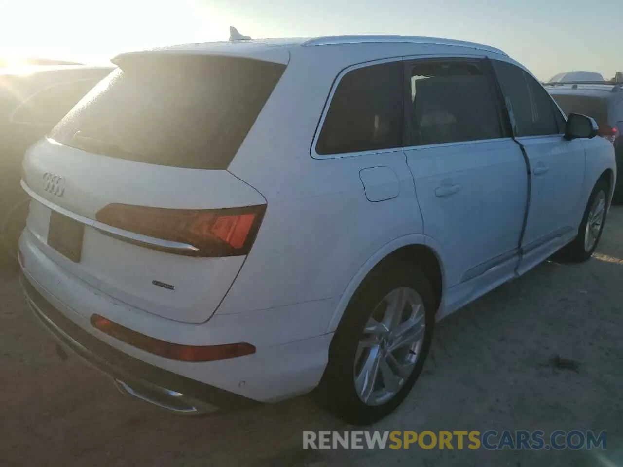 3 Photograph of a damaged car WA1LXAF7XLD001814 AUDI Q7 2020