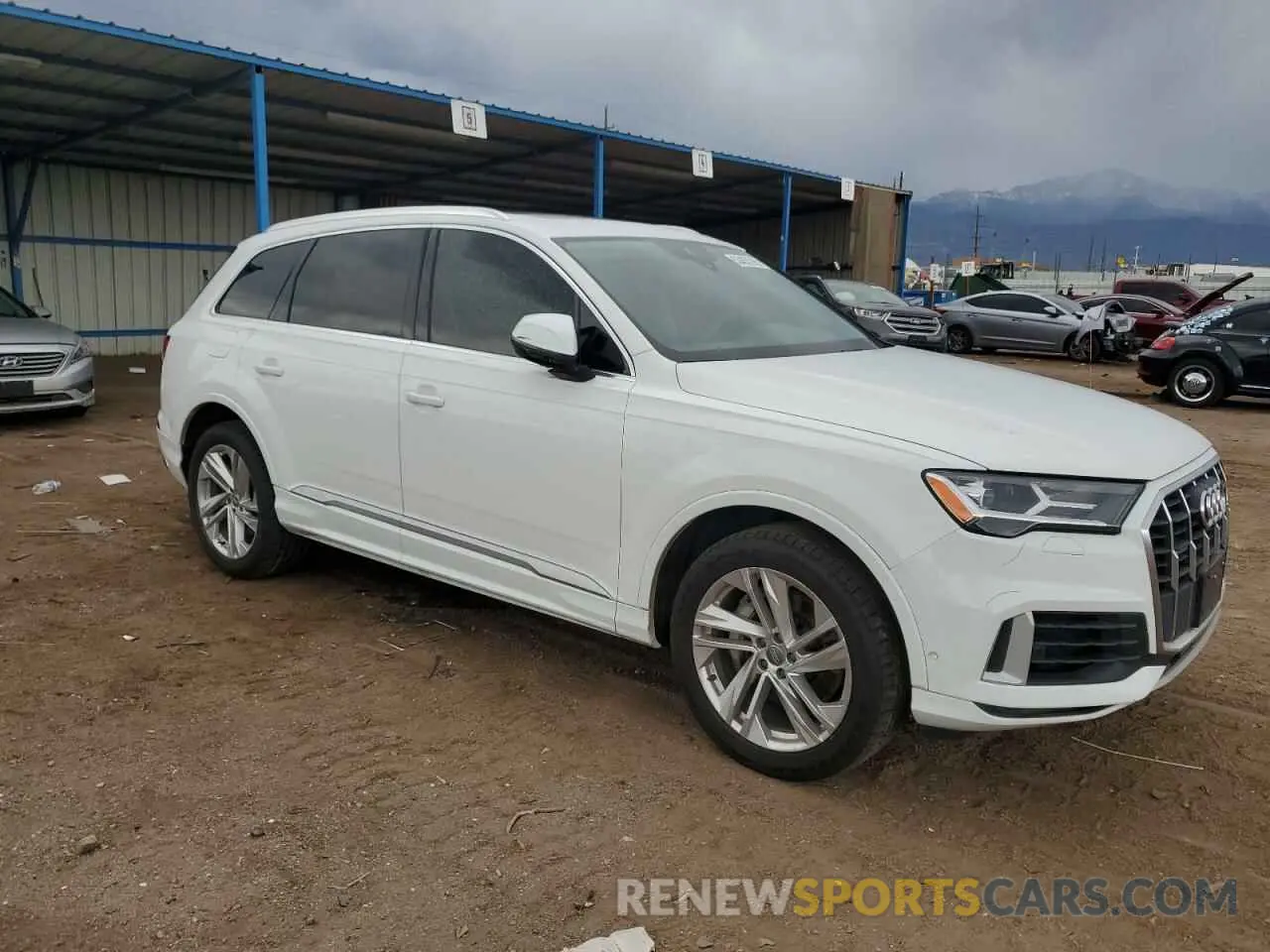 4 Photograph of a damaged car WA1LXAF7XLD003269 AUDI Q7 2020