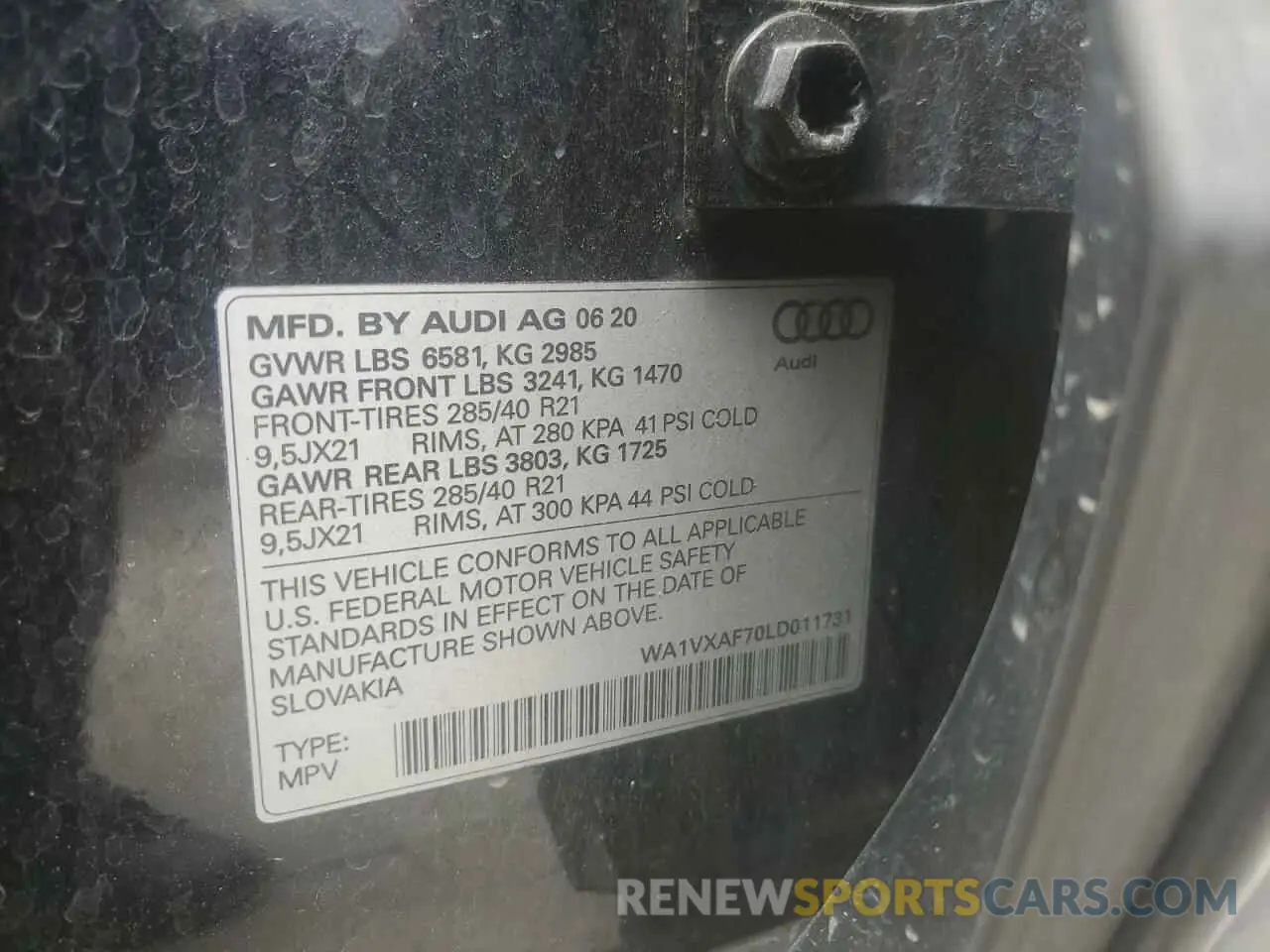 13 Photograph of a damaged car WA1VXAF70LD011731 AUDI Q7 2020