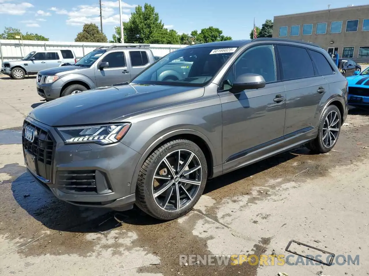 1 Photograph of a damaged car WA1VXAF71LD003878 AUDI Q7 2020