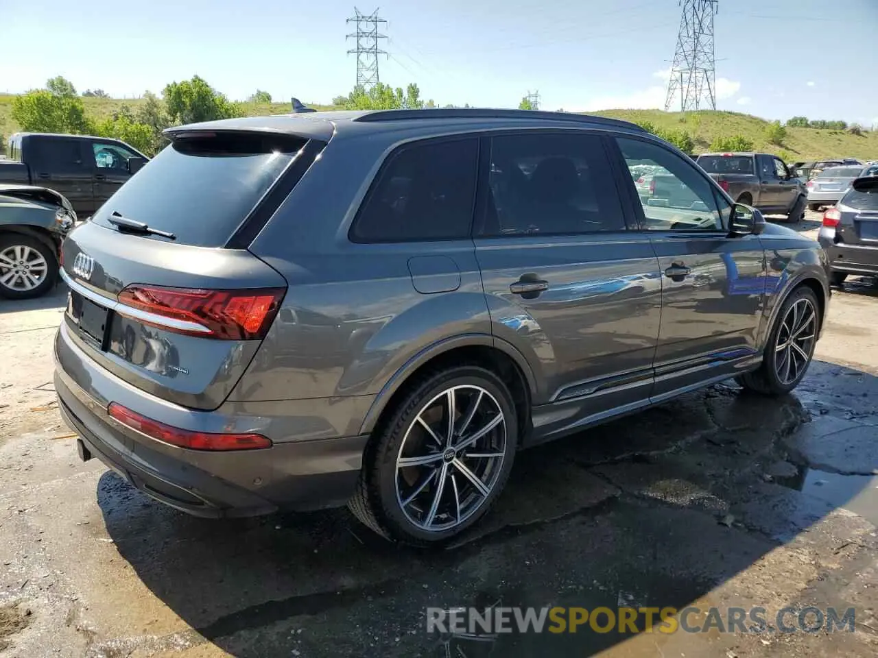 3 Photograph of a damaged car WA1VXAF71LD003878 AUDI Q7 2020