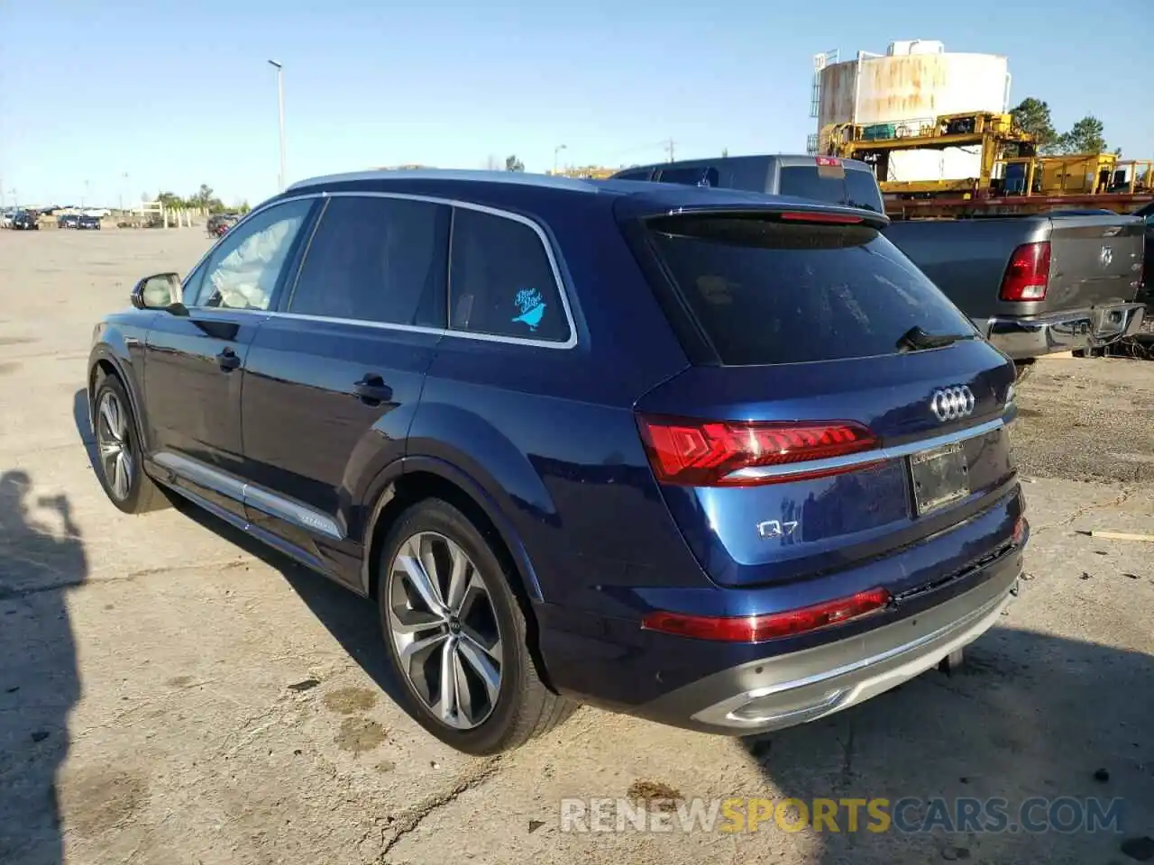 3 Photograph of a damaged car WA1VXAF72LD008023 AUDI Q7 2020