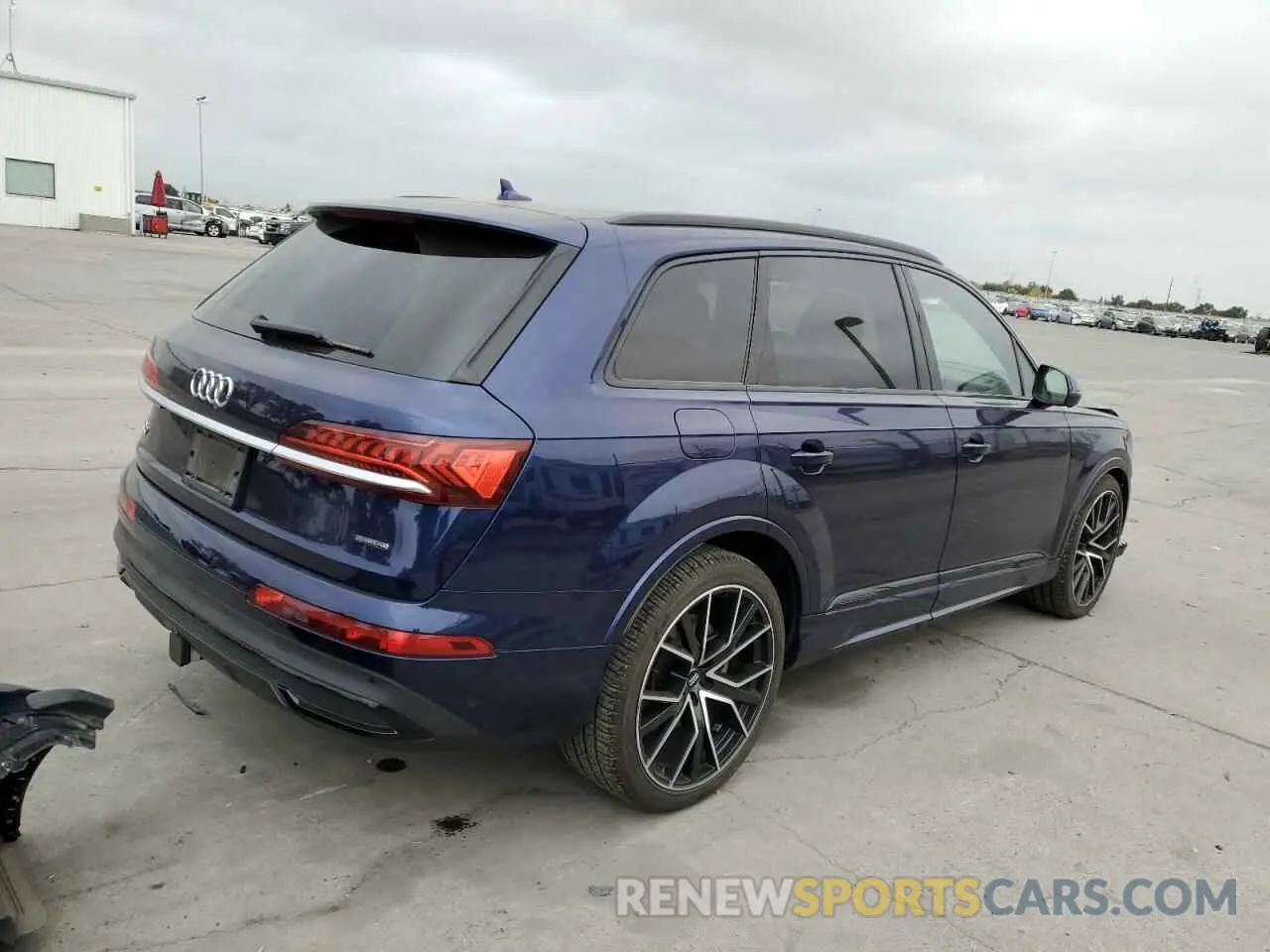 3 Photograph of a damaged car WA1VXAF72LD008104 AUDI Q7 2020