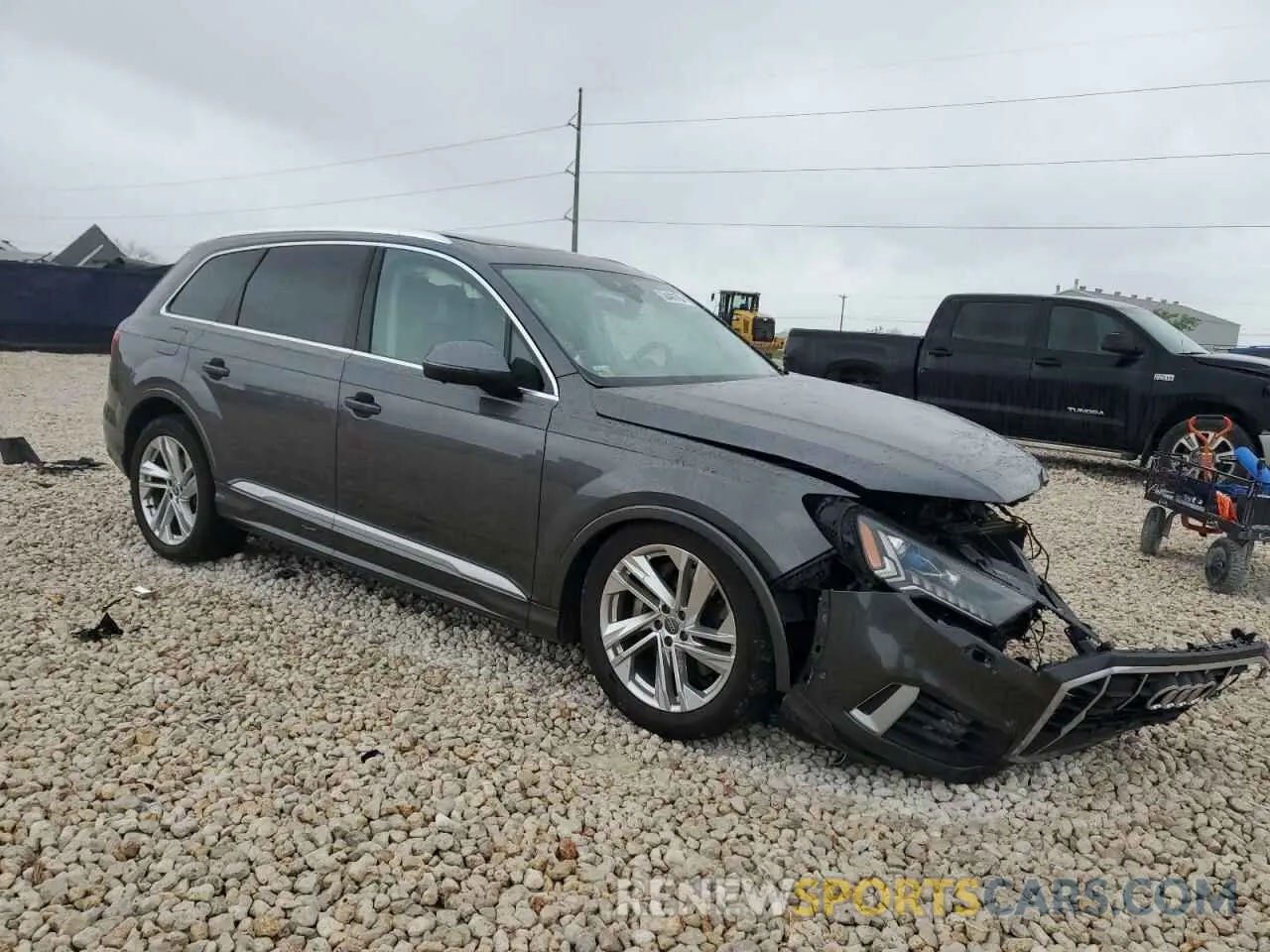 4 Photograph of a damaged car WA1VXAF74LD008654 AUDI Q7 2020