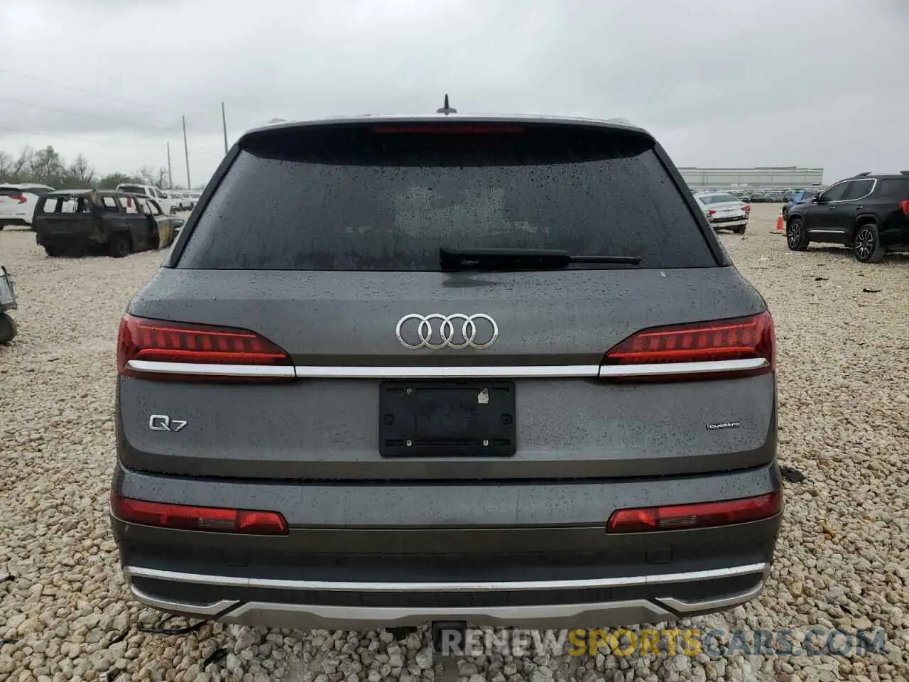 6 Photograph of a damaged car WA1VXAF74LD008654 AUDI Q7 2020