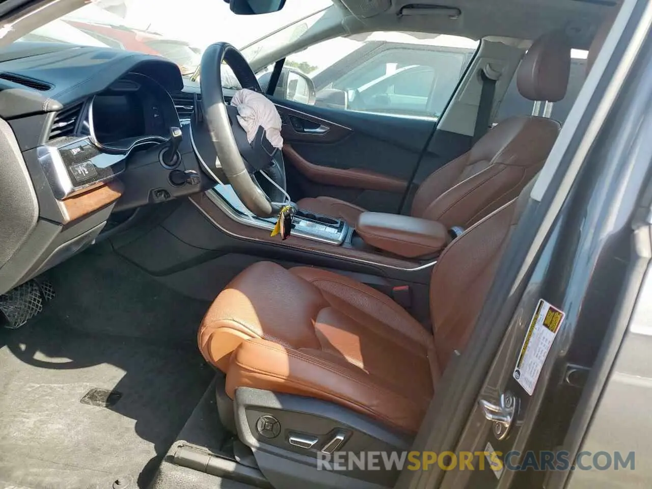 7 Photograph of a damaged car WA1VXAF74LD008654 AUDI Q7 2020