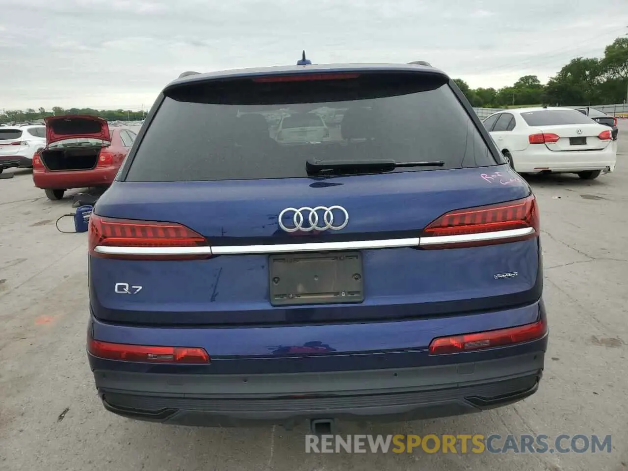 6 Photograph of a damaged car WA1VXAF75LD007965 AUDI Q7 2020