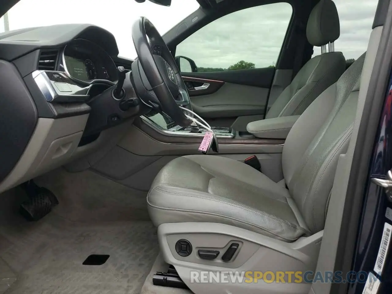 7 Photograph of a damaged car WA1VXAF75LD007965 AUDI Q7 2020
