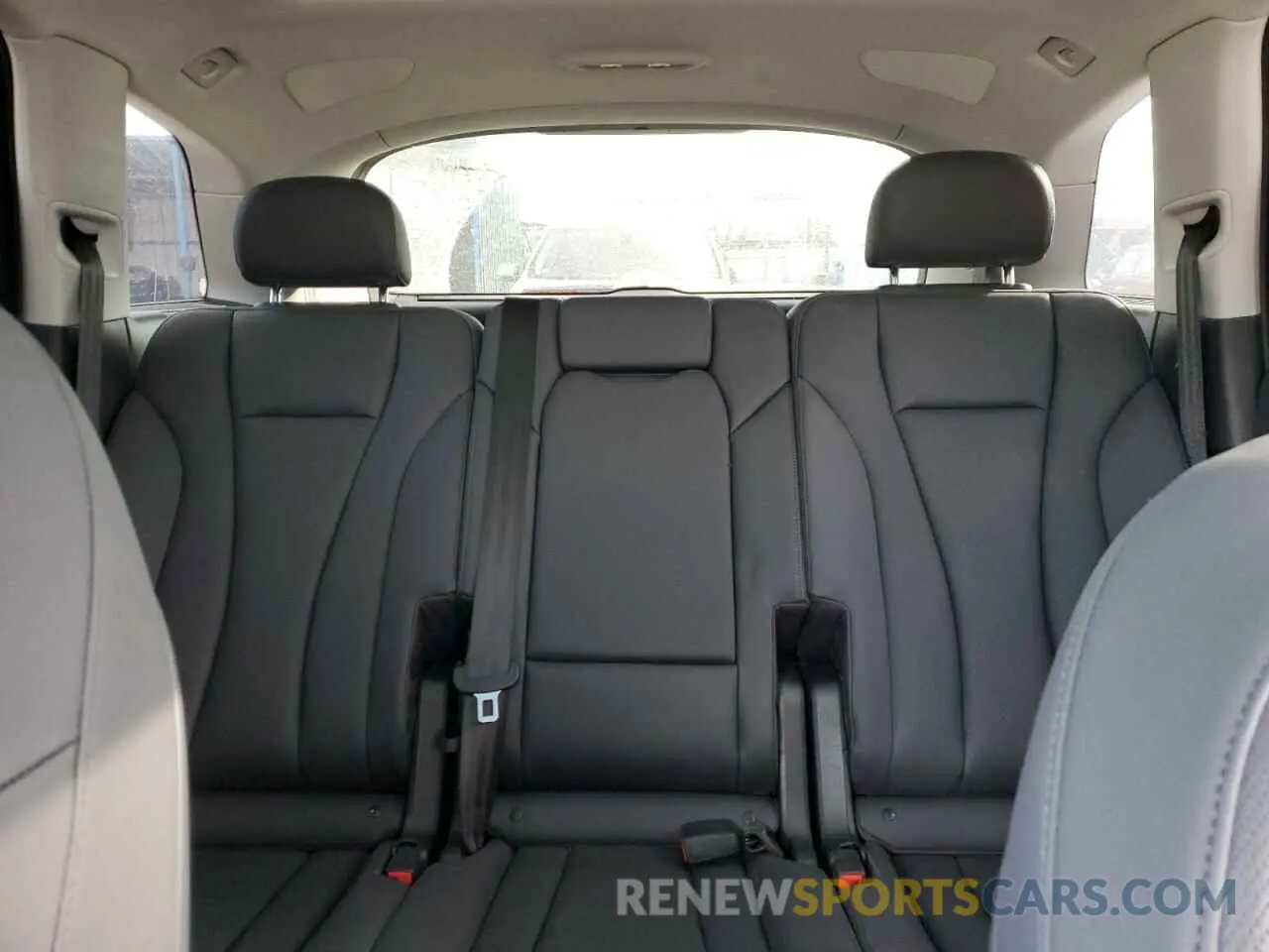 10 Photograph of a damaged car WA1VXAF76LD013385 AUDI Q7 2020
