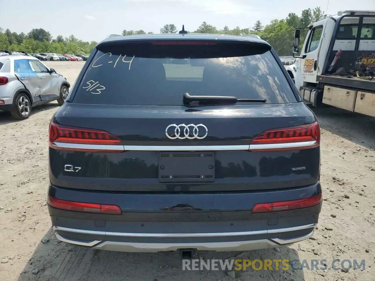 6 Photograph of a damaged car WA1VXAF78LD004185 AUDI Q7 2020