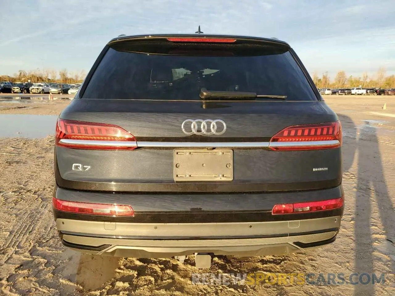 6 Photograph of a damaged car WA1VXAF78LD005739 AUDI Q7 2020