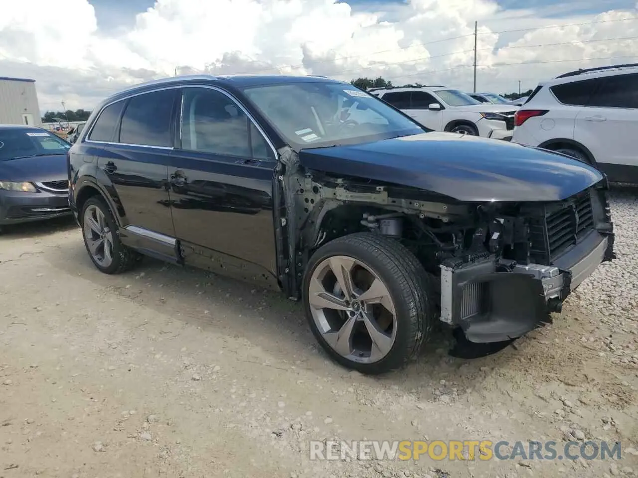 4 Photograph of a damaged car WA1VXAF79LD001263 AUDI Q7 2020