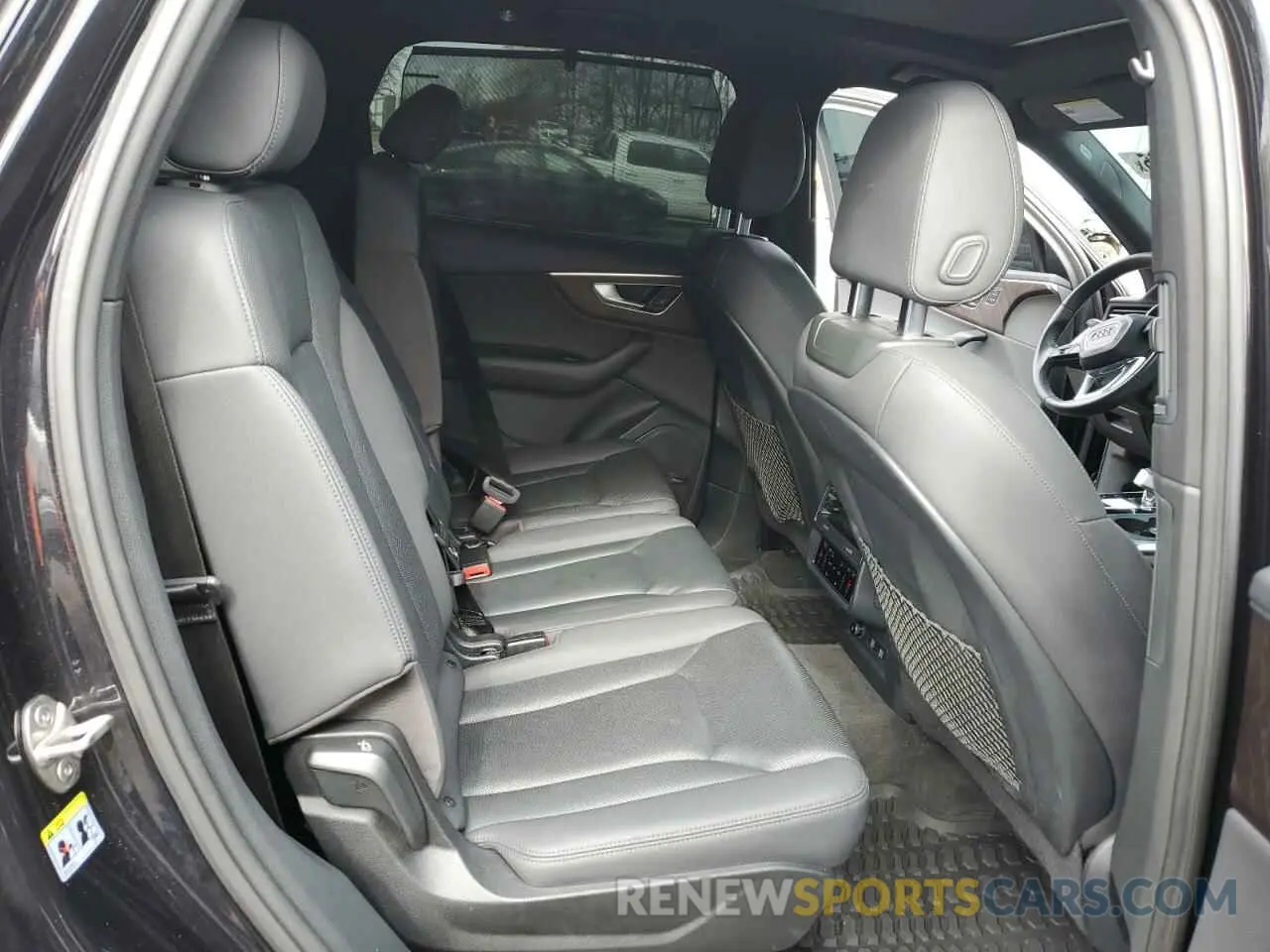 10 Photograph of a damaged car WA1VXAF7XLD008853 AUDI Q7 2020