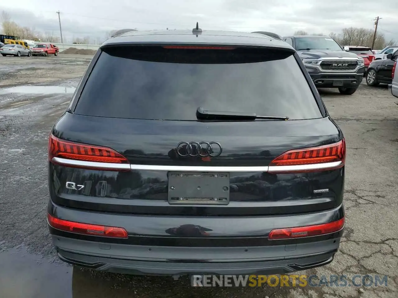 6 Photograph of a damaged car WA1VXAF7XLD008853 AUDI Q7 2020