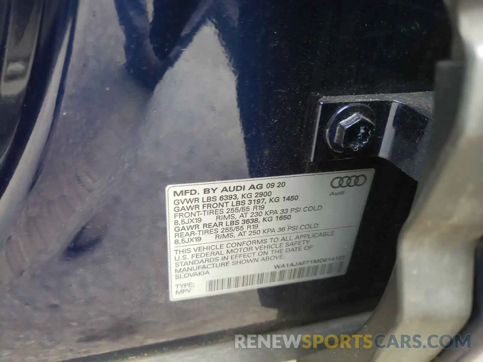 10 Photograph of a damaged car WA1AJAF71MD014123 AUDI Q7 2021