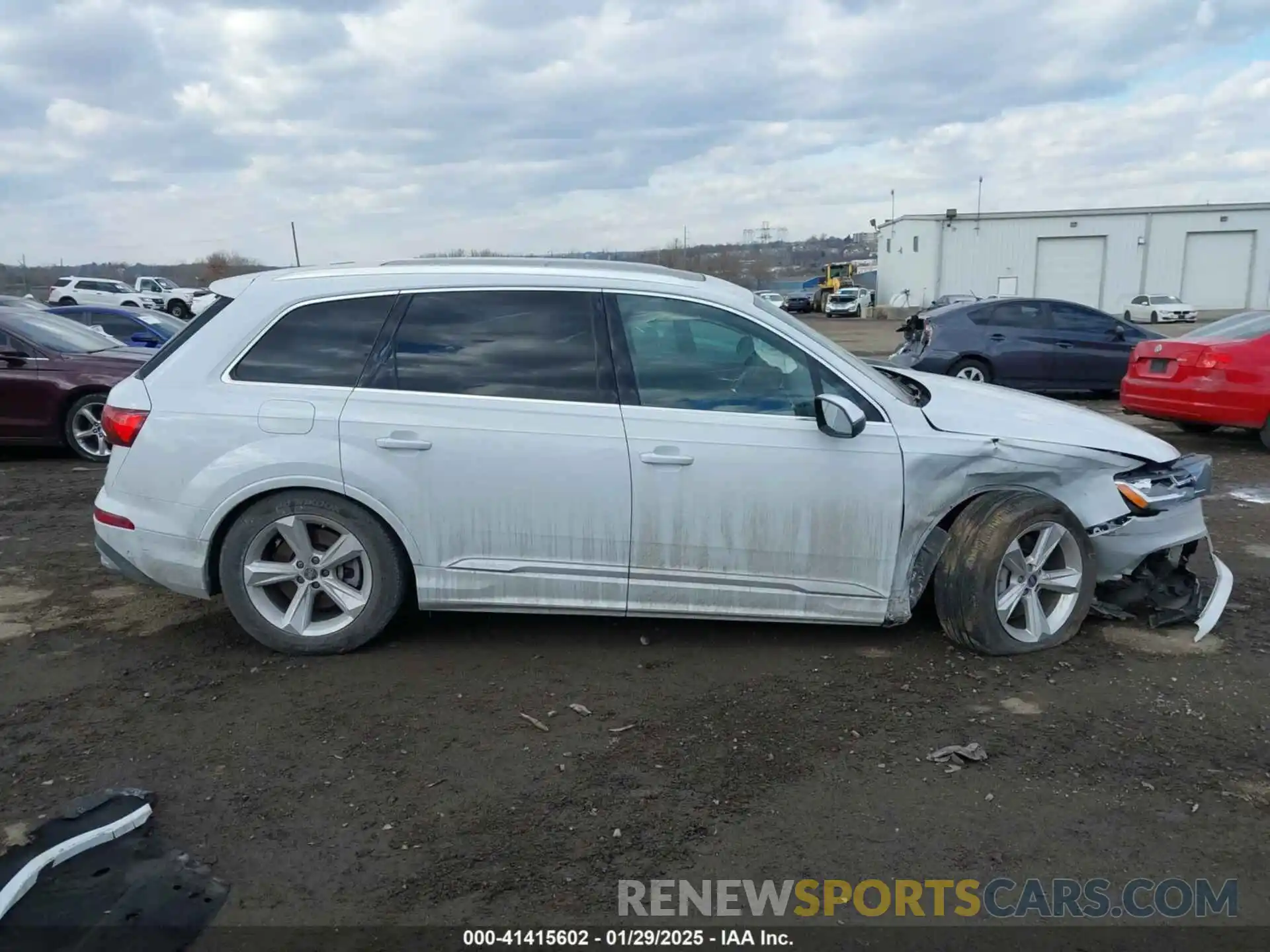 13 Photograph of a damaged car WA1AJAF71MD022769 AUDI Q7 2021