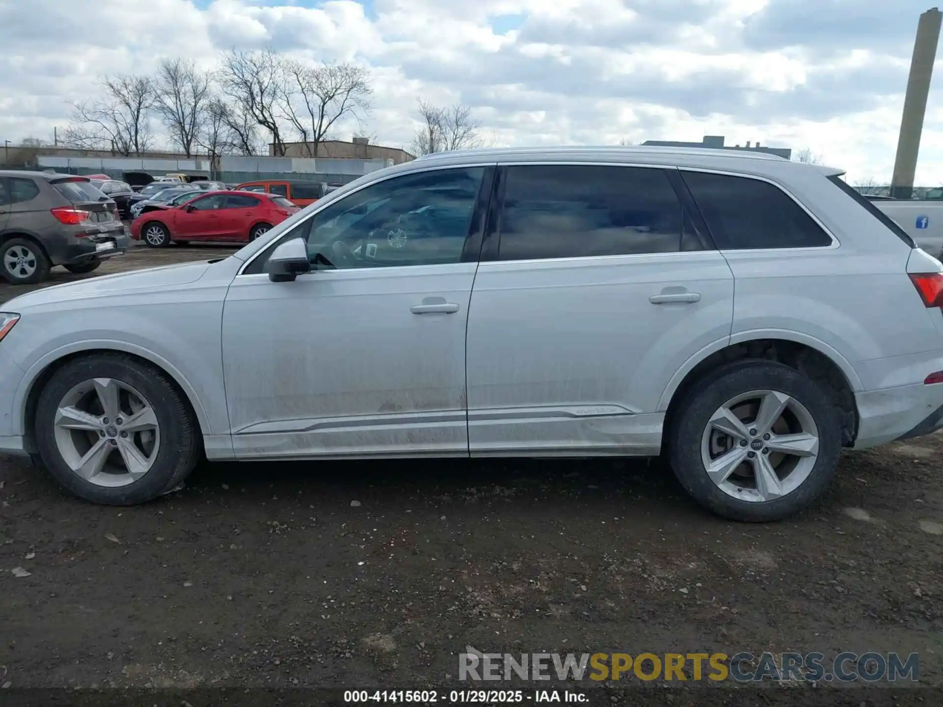 14 Photograph of a damaged car WA1AJAF71MD022769 AUDI Q7 2021