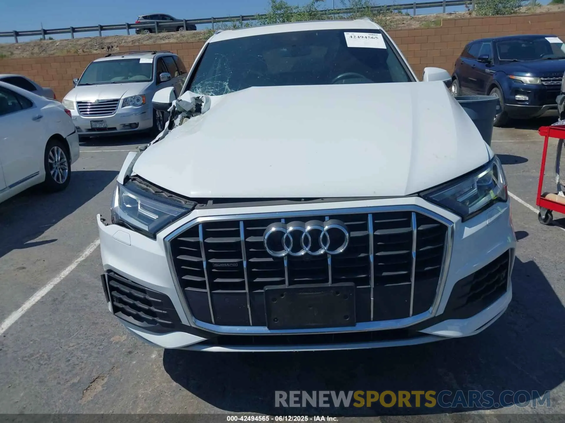 12 Photograph of a damaged car WA1AJAF72MD019010 AUDI Q7 2021