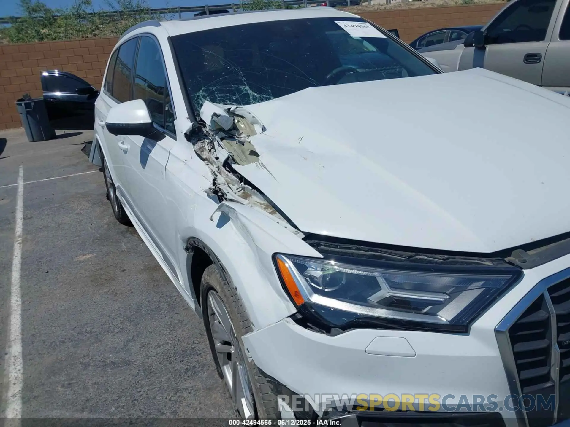 6 Photograph of a damaged car WA1AJAF72MD019010 AUDI Q7 2021
