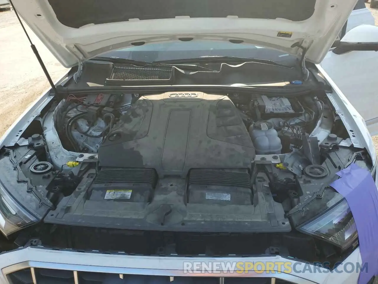 12 Photograph of a damaged car WA1AJAF73MD033644 AUDI Q7 2021