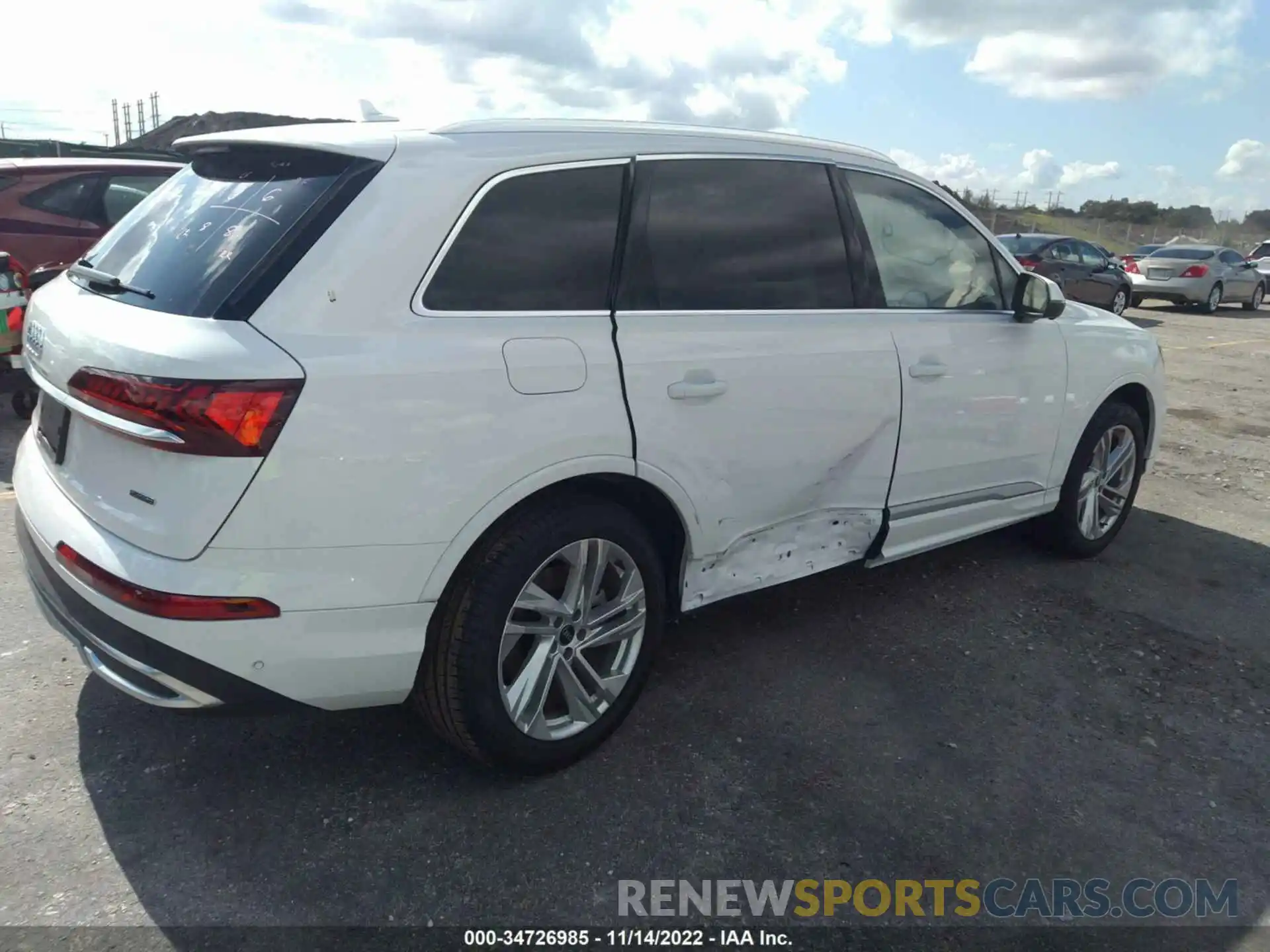 4 Photograph of a damaged car WA1AJAF73MD034499 AUDI Q7 2021