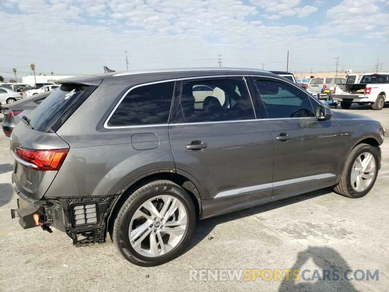 3 Photograph of a damaged car WA1AJAF74MD000183 AUDI Q7 2021