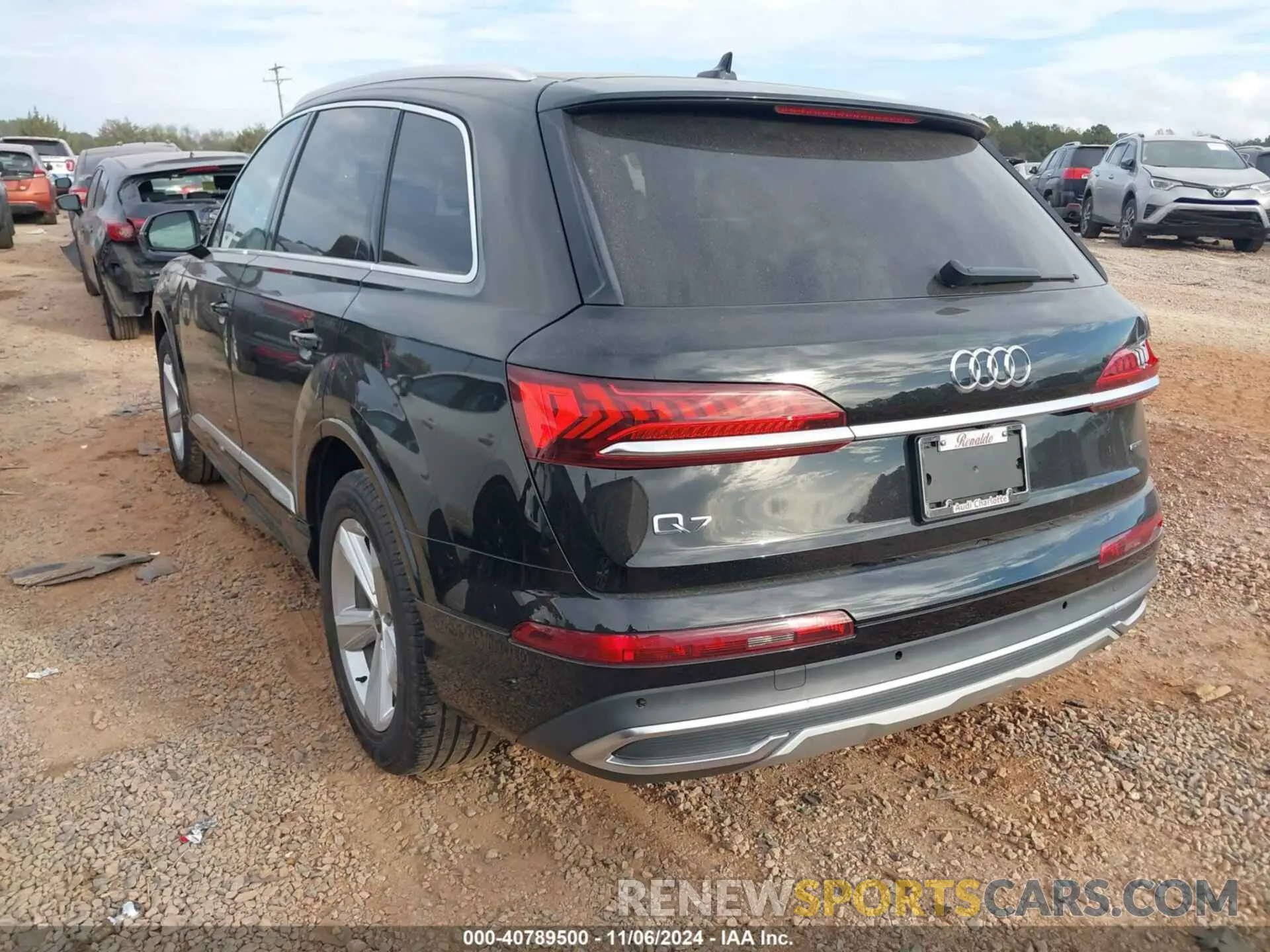3 Photograph of a damaged car WA1AJAF75MD025805 AUDI Q7 2021