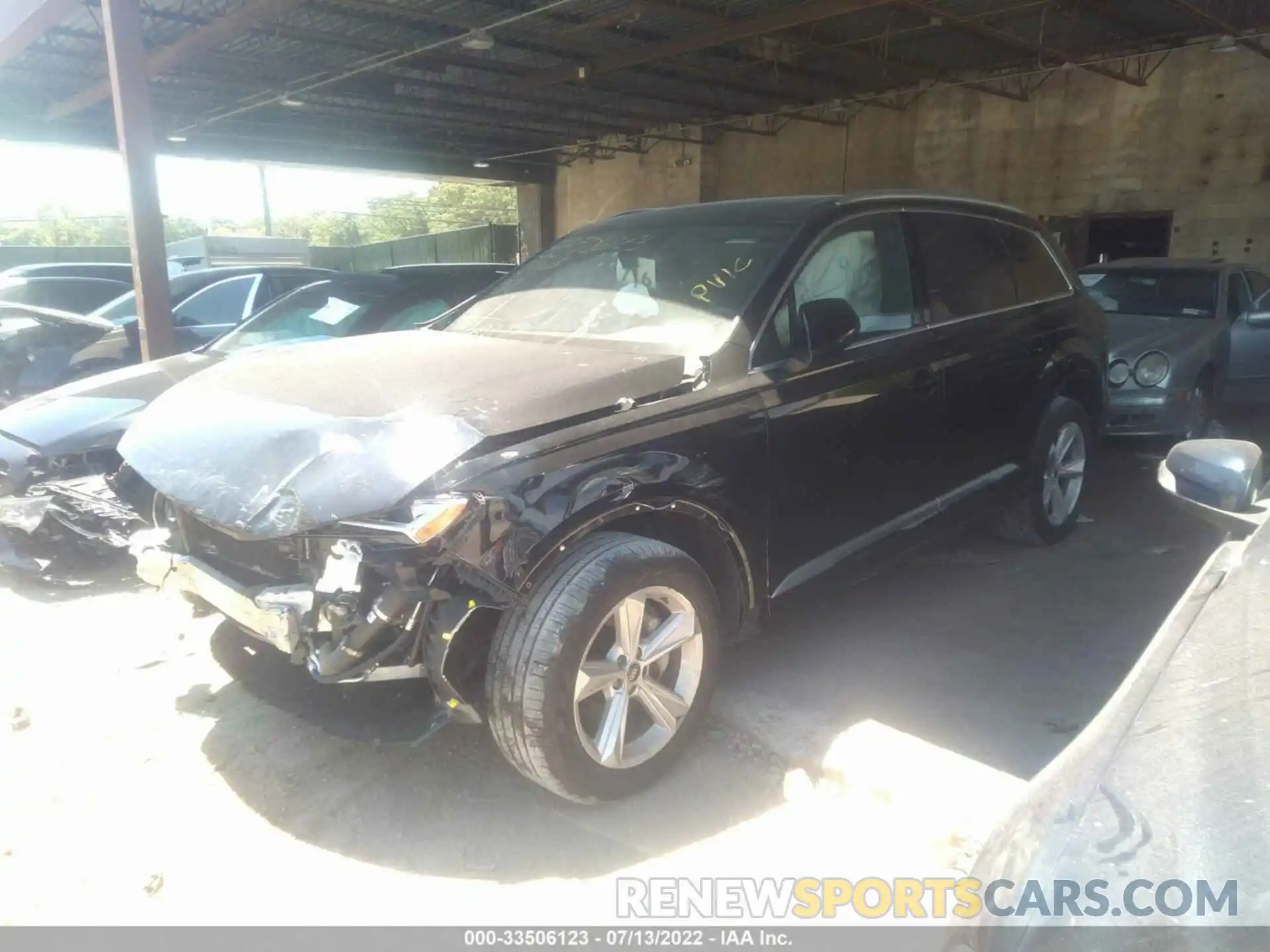 2 Photograph of a damaged car WA1AJAF75MD026484 AUDI Q7 2021