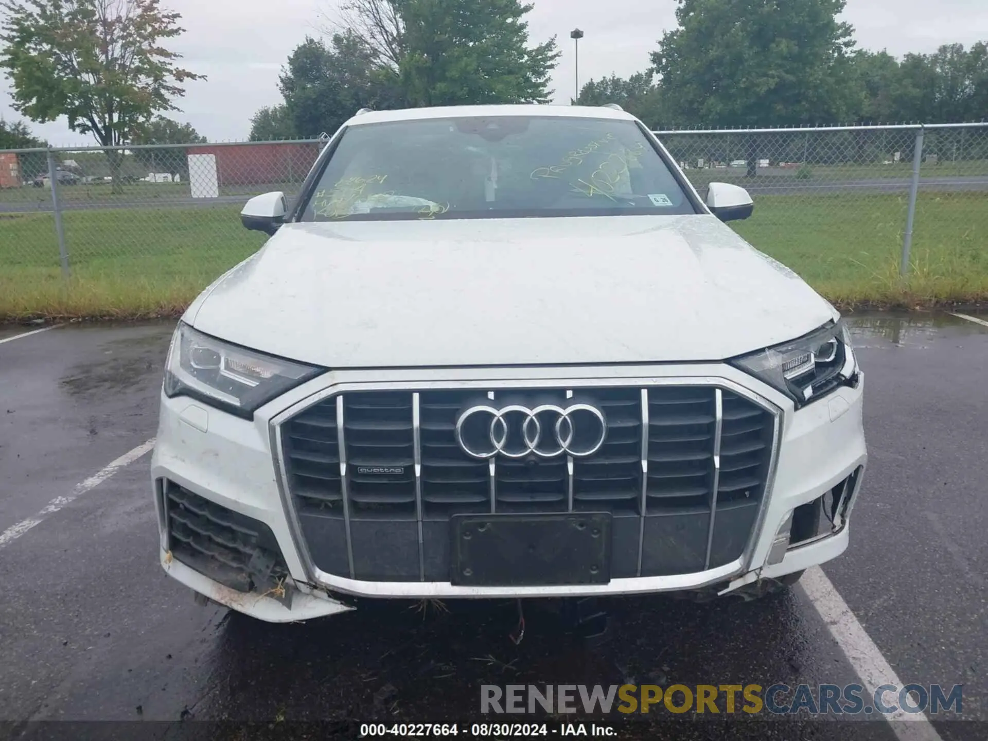 12 Photograph of a damaged car WA1AJAF75MD035914 AUDI Q7 2021