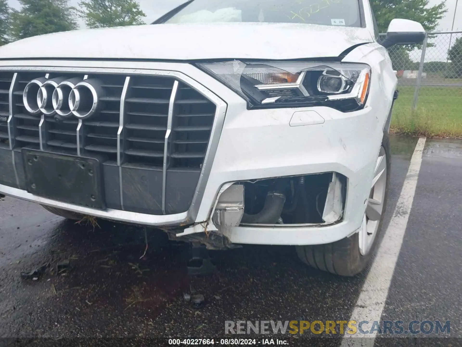 17 Photograph of a damaged car WA1AJAF75MD035914 AUDI Q7 2021