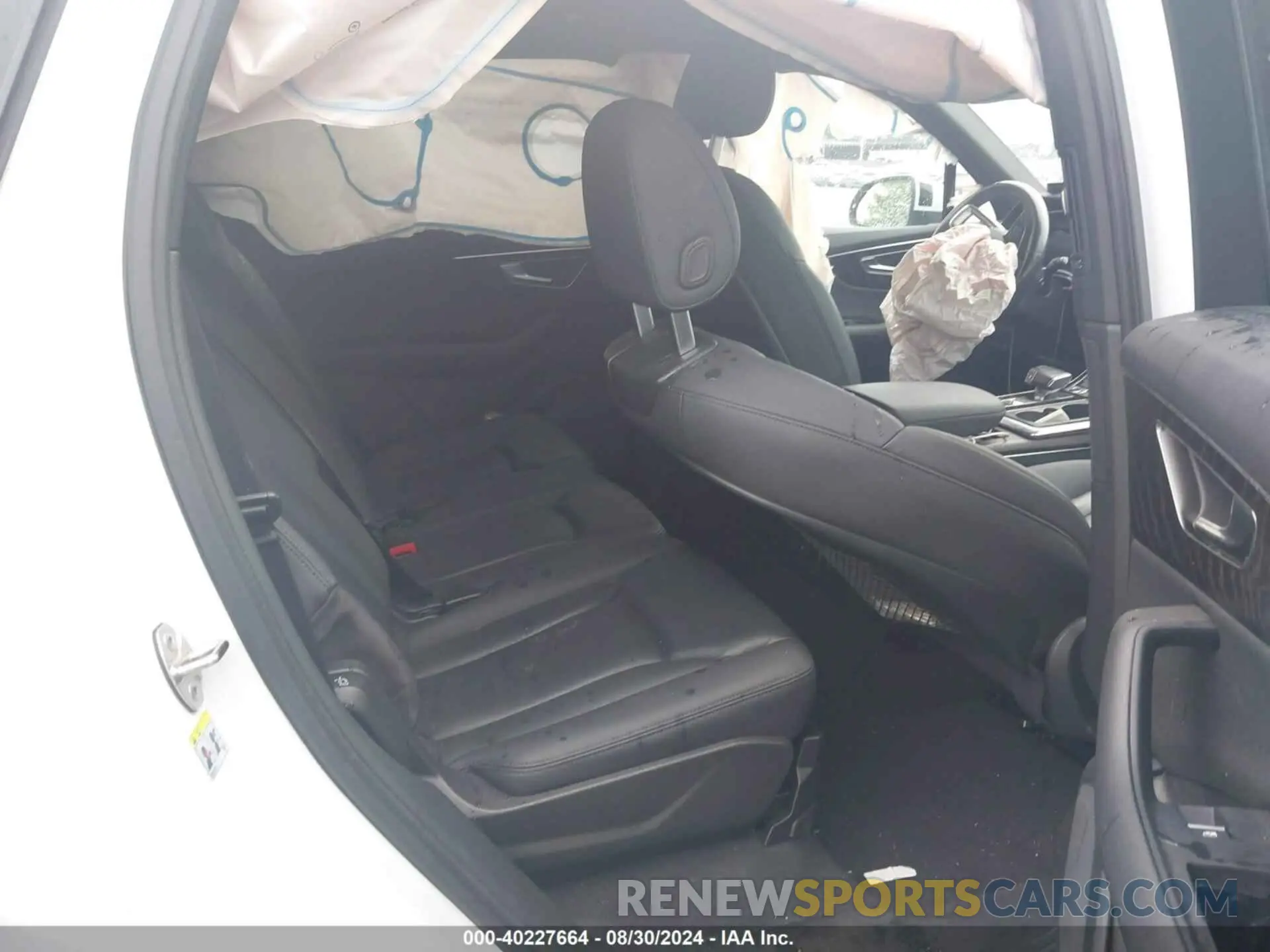 8 Photograph of a damaged car WA1AJAF75MD035914 AUDI Q7 2021