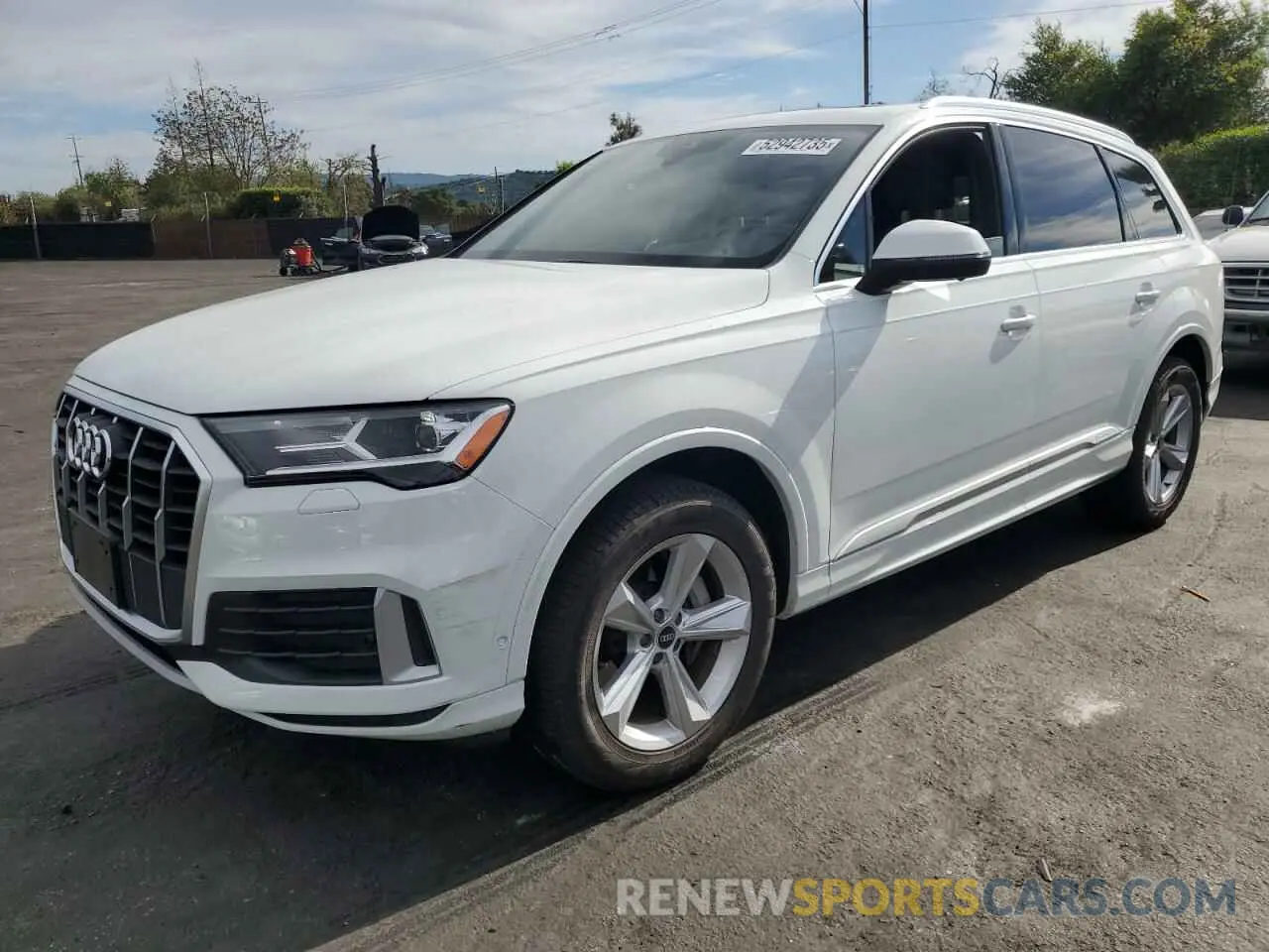 1 Photograph of a damaged car WA1AJAF77MD028656 AUDI Q7 2021