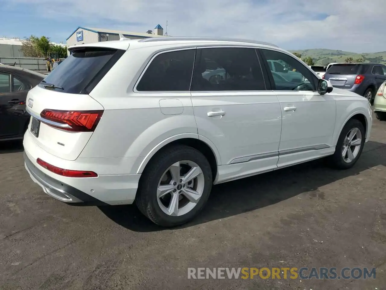 3 Photograph of a damaged car WA1AJAF77MD028656 AUDI Q7 2021