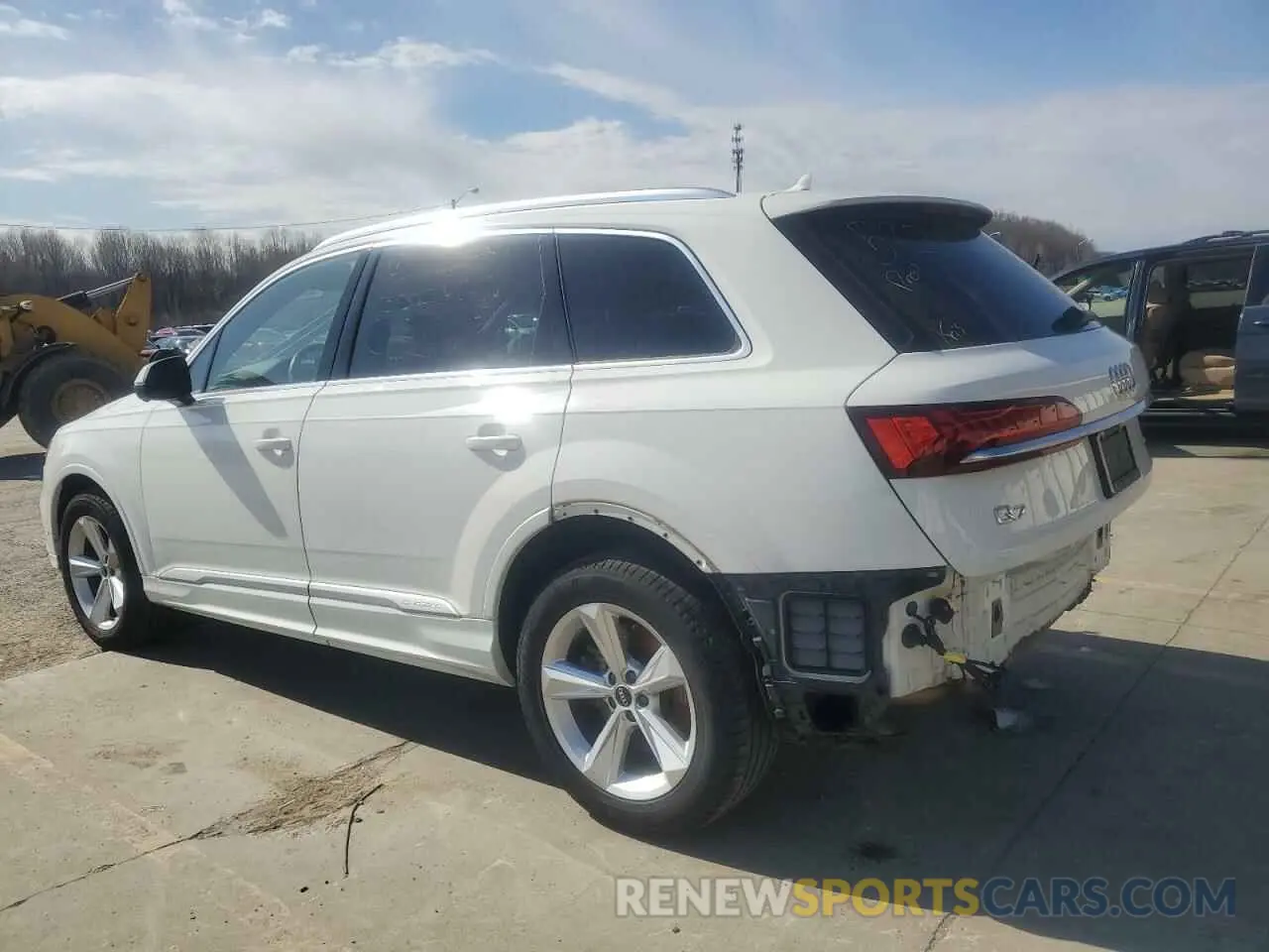 2 Photograph of a damaged car WA1AXAF71MD015299 AUDI Q7 2021