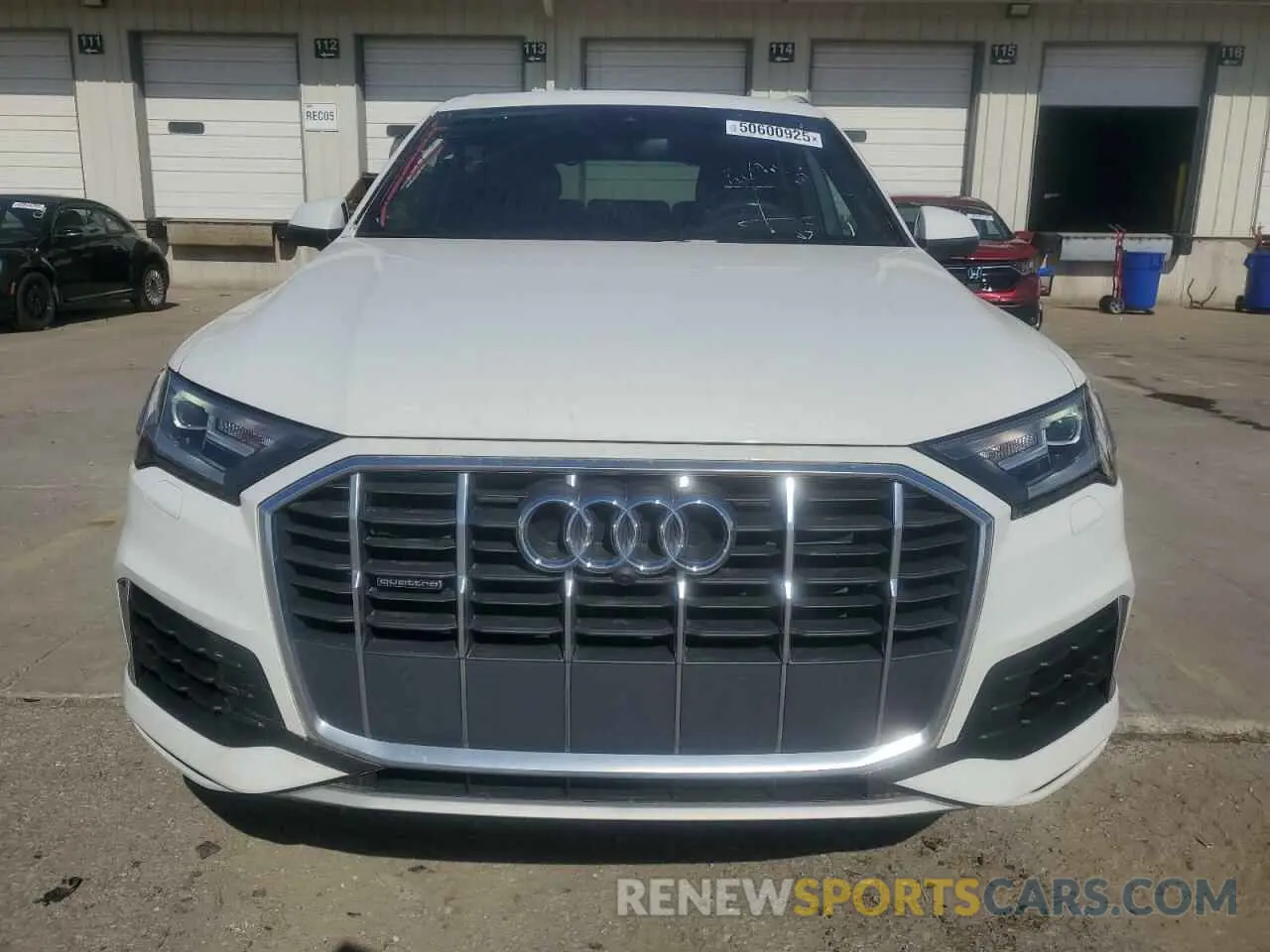 5 Photograph of a damaged car WA1AXAF71MD015299 AUDI Q7 2021