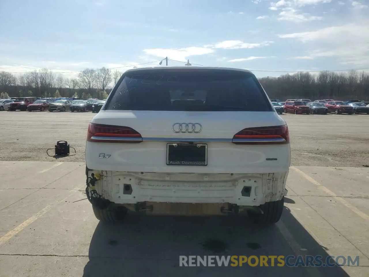6 Photograph of a damaged car WA1AXAF71MD015299 AUDI Q7 2021