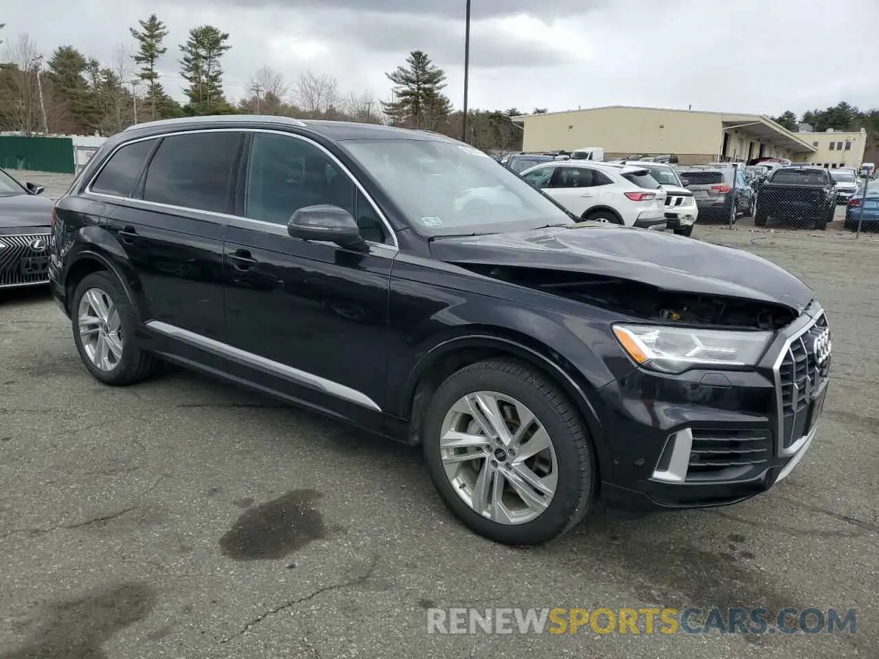 4 Photograph of a damaged car WA1AXAF76MD016948 AUDI Q7 2021