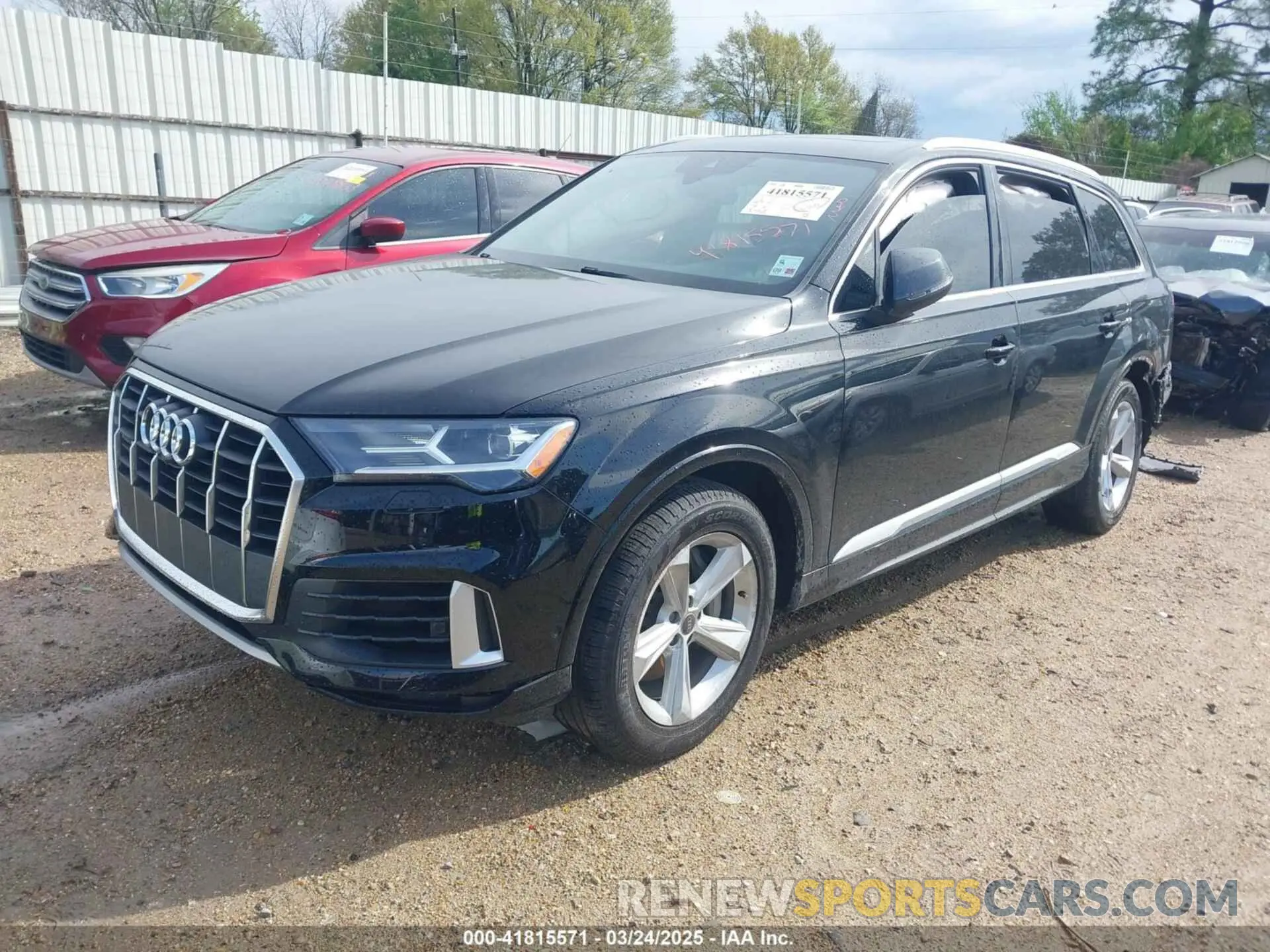 2 Photograph of a damaged car WA1AXAF77MD033371 AUDI Q7 2021