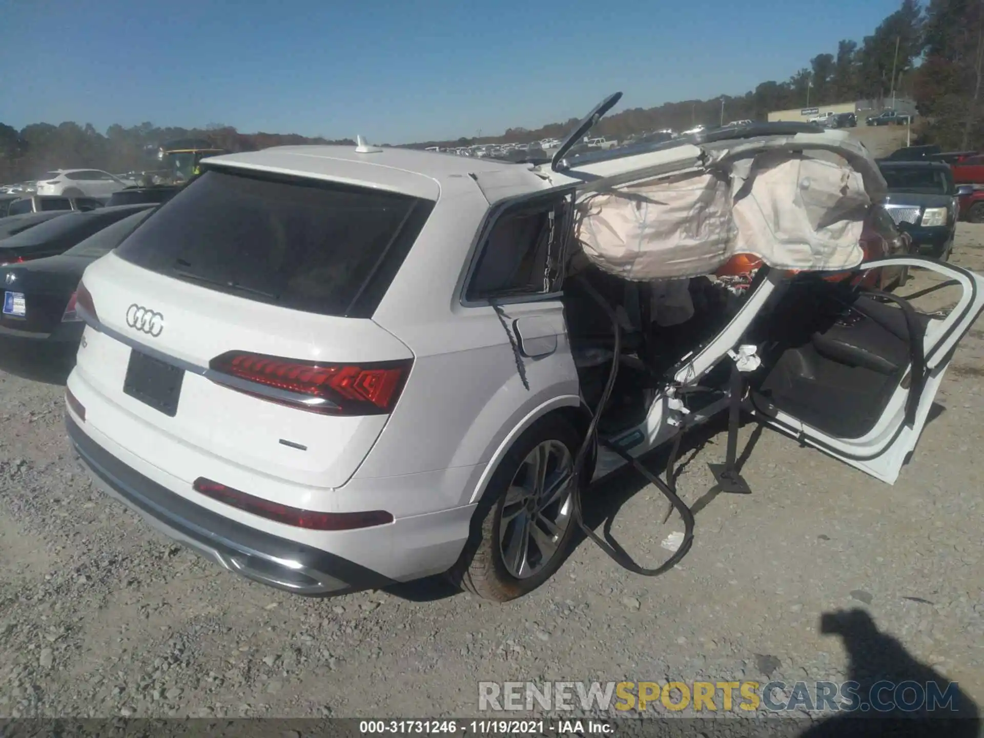 4 Photograph of a damaged car WA1AXAF77MD041924 AUDI Q7 2021