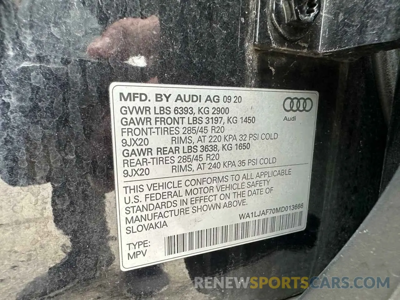 10 Photograph of a damaged car WA1LJAF70MD013666 AUDI Q7 2021