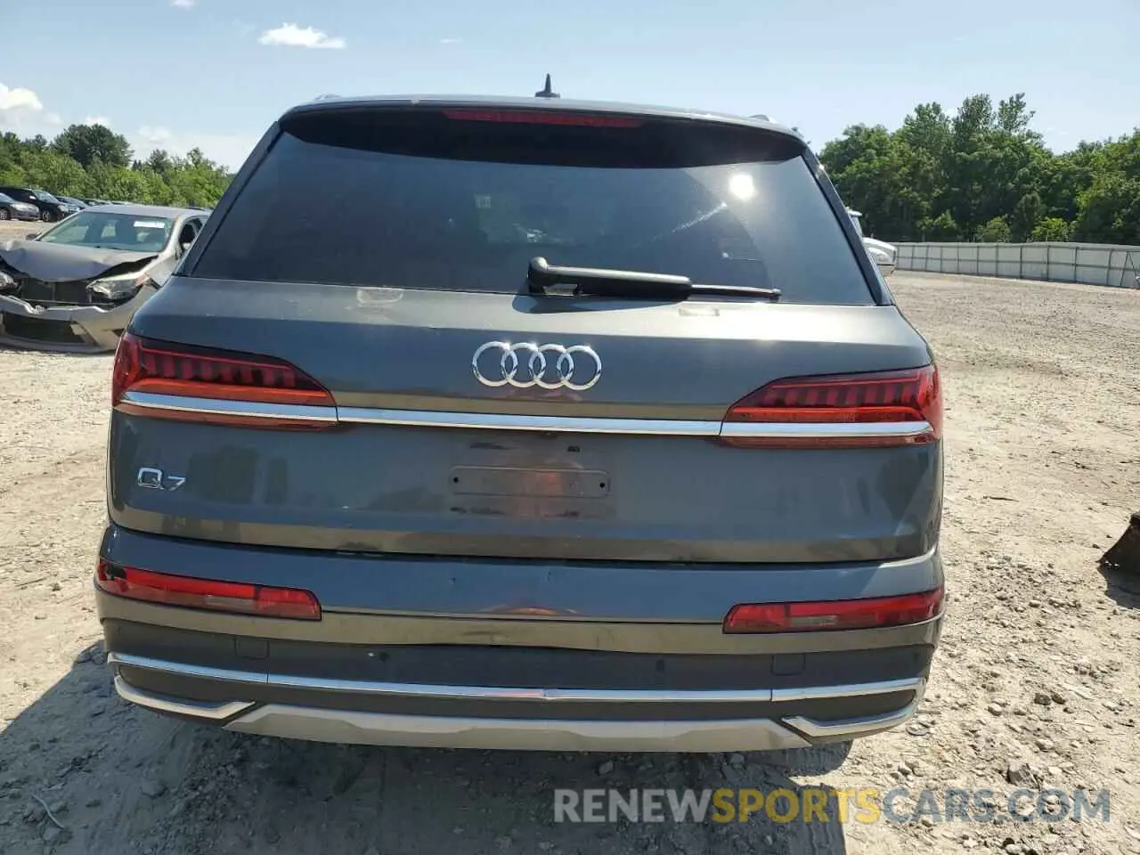 6 Photograph of a damaged car WA1LJAF70MD016700 AUDI Q7 2021
