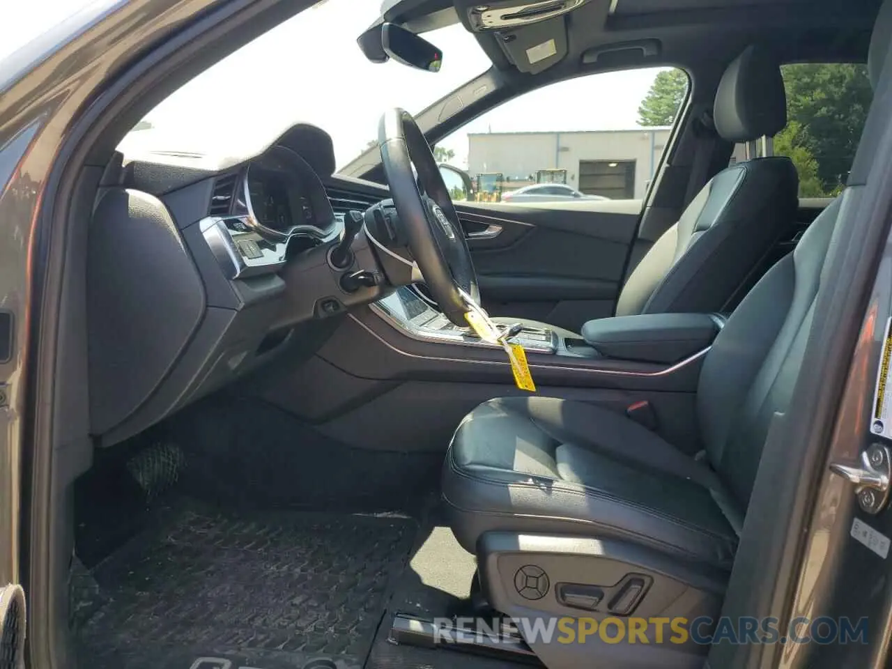 7 Photograph of a damaged car WA1LJAF70MD016700 AUDI Q7 2021