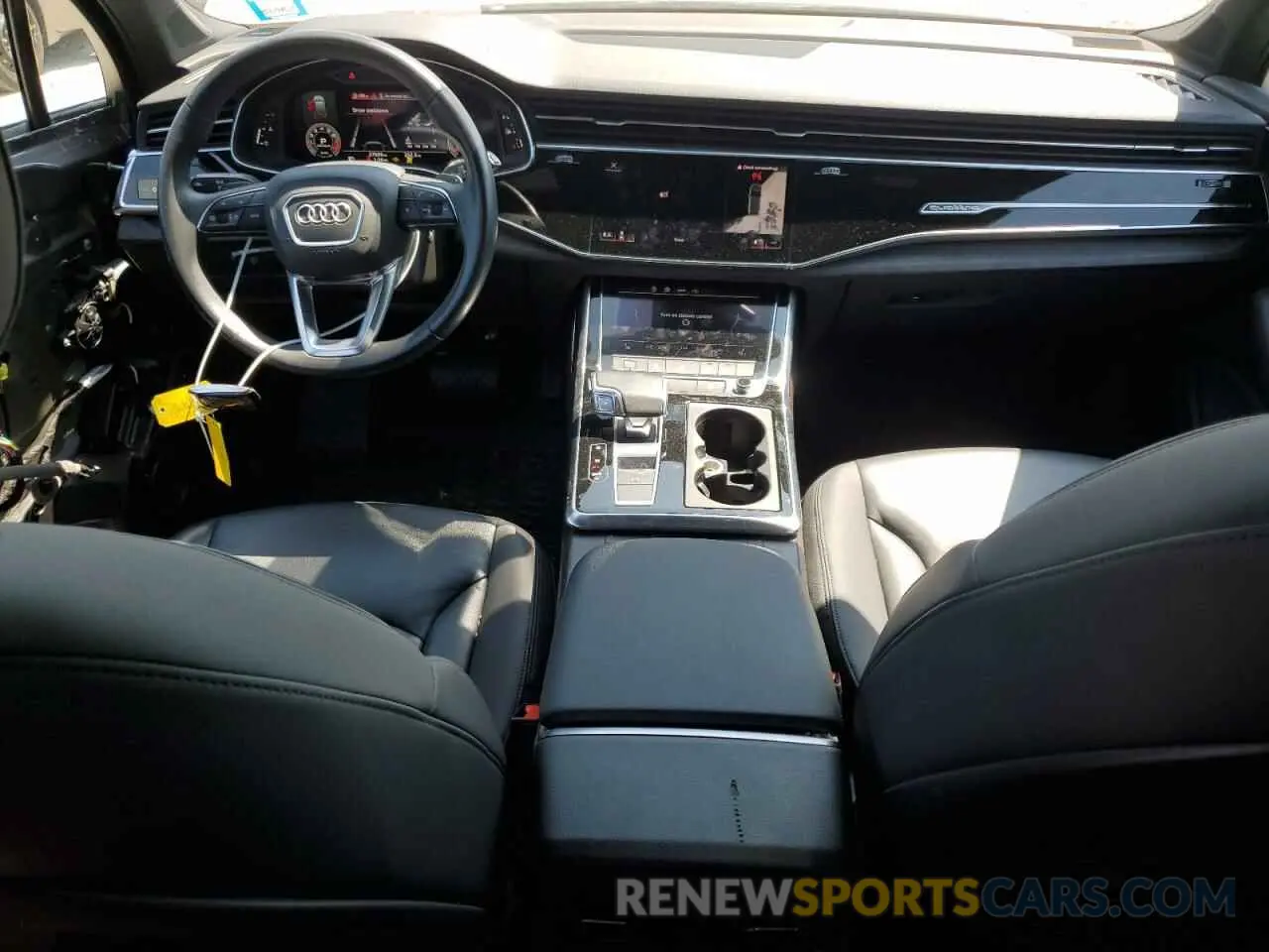 8 Photograph of a damaged car WA1LJAF70MD016700 AUDI Q7 2021