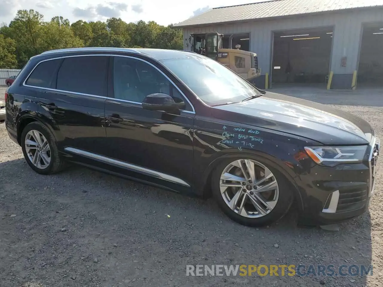 4 Photograph of a damaged car WA1LJAF70MD032363 AUDI Q7 2021